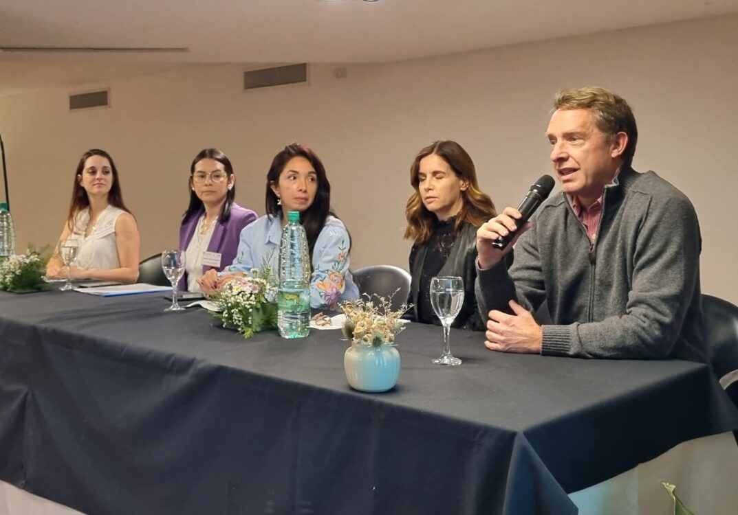 𝐋𝐚𝐧𝐳𝐚𝐦𝐢𝐞𝐧𝐭𝐨 𝐝𝐞𝐥 𝐗𝐕𝐈 𝐂𝐨𝐧𝐠𝐫𝐞𝐬𝐨 𝐀𝐫𝐠𝐞𝐧𝐭𝐢𝐧𝐨 𝐝𝐞 𝐆𝐫𝐚𝐝𝐮𝐚𝐝𝐨𝐬 𝐞𝐧 𝐍𝐮𝐭𝐫𝐢𝐜𝐢𝐨́𝐧 imagen-14