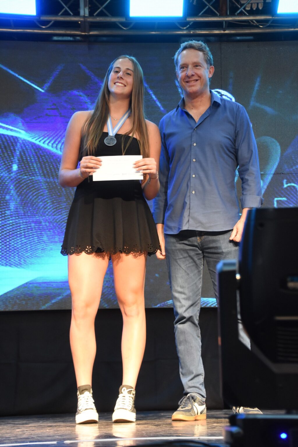 🎊El Presidente del IPS, Dr. Lisandro Benmaor, participó de la 23ª Fiesta del Deporte Misionero⚽ 🏀🏑🎾 imagen-7