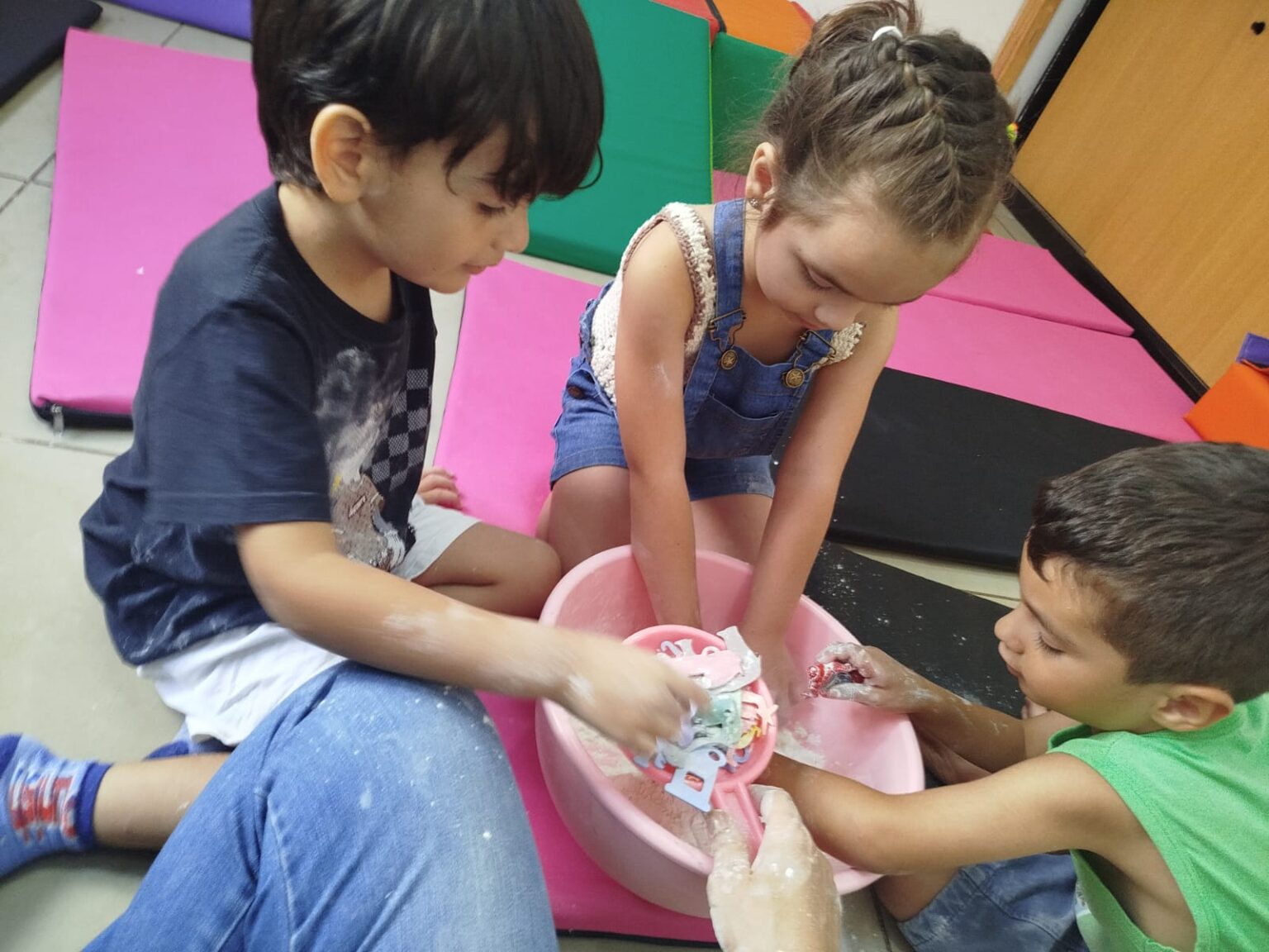 👧👧Taller de Verano en el Centro Pediátrico y de Discapacidad Infantil del IPSMisiones imagen-16