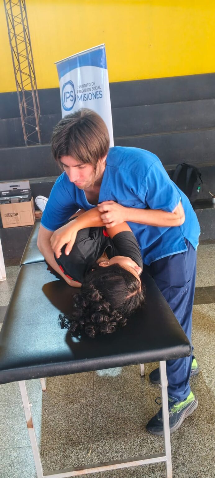 Enfermería, Nutrición y Kinesiología del IPS brindaron sus servicios en Torneo de Powerlifting imagen-20